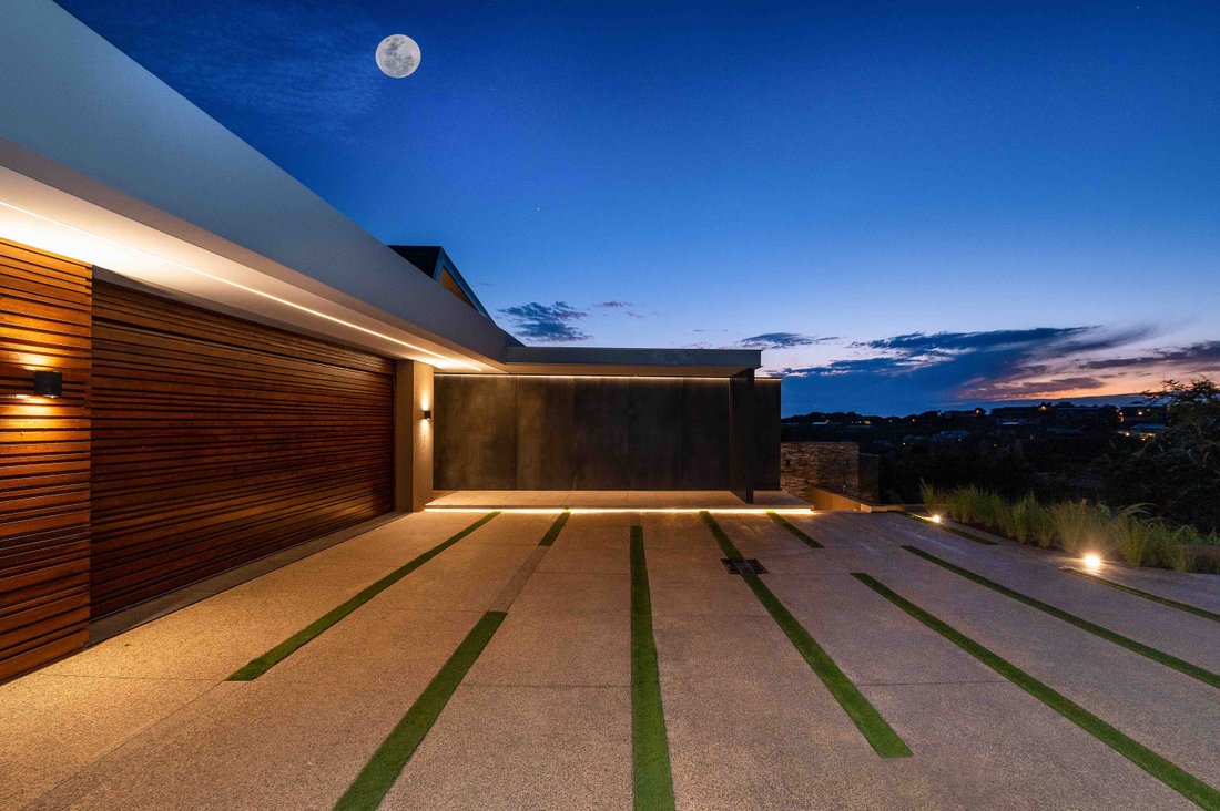 House in Simbithi Eco Estate, KwaZulu-Natal, South Africa 2 - 15306593