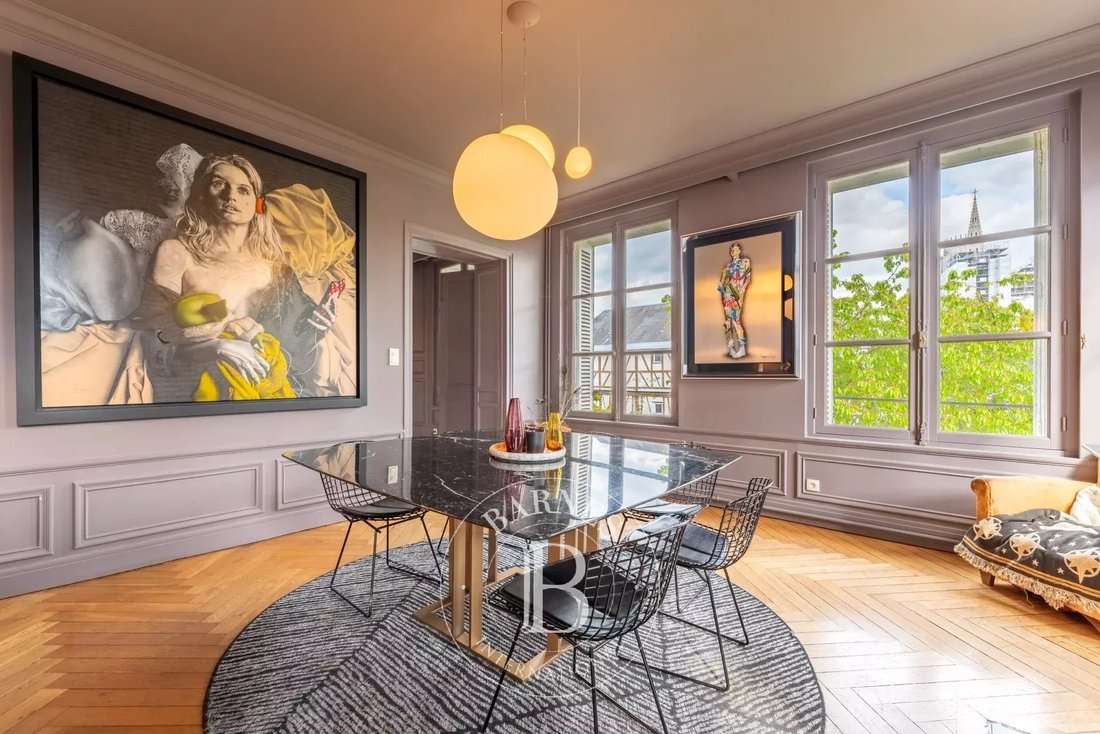 Apartment in Vieux Marché-Cathédrale, Rouen, France 5 - 14153047