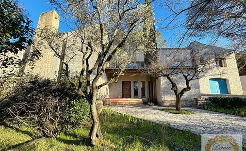Villa in Alouette, Nimes, France 1
