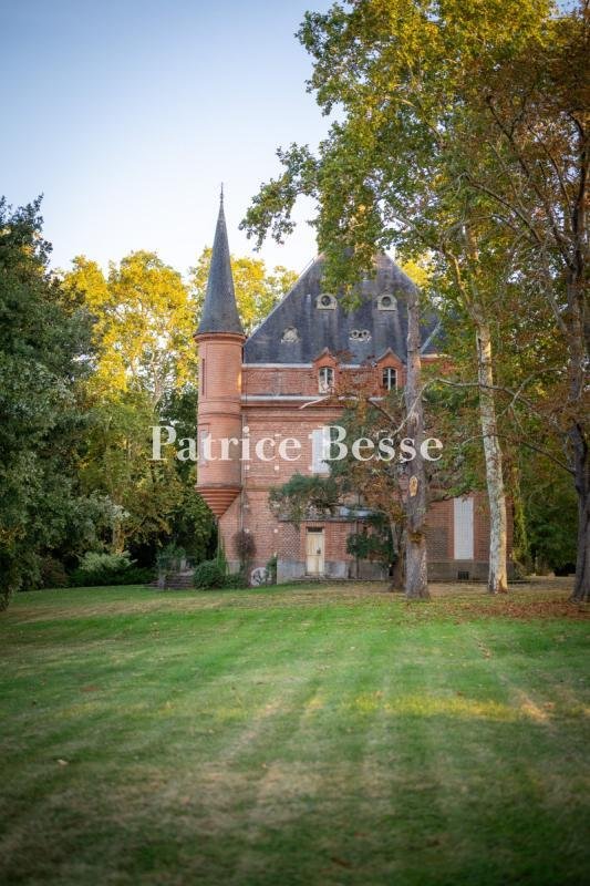 Whispers of the Past: A 19th-Century Château’s Timeless Embrace Near Toulouse