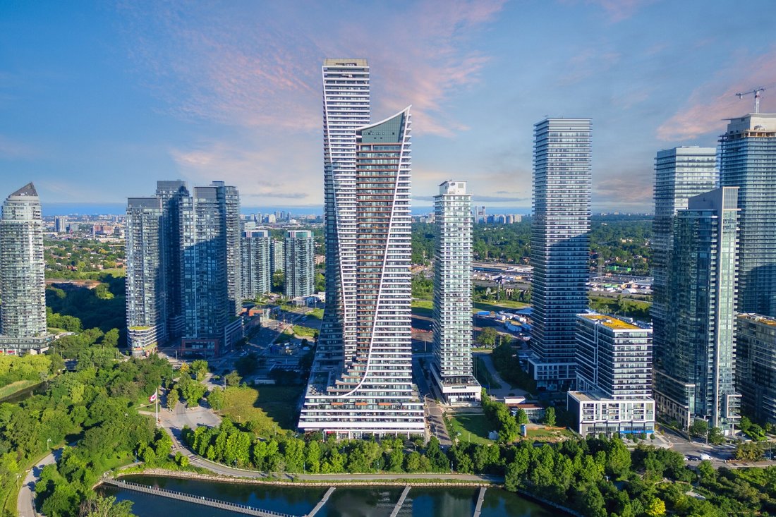 Condo in Toronto, Ontario, Canada 1 - 15306864