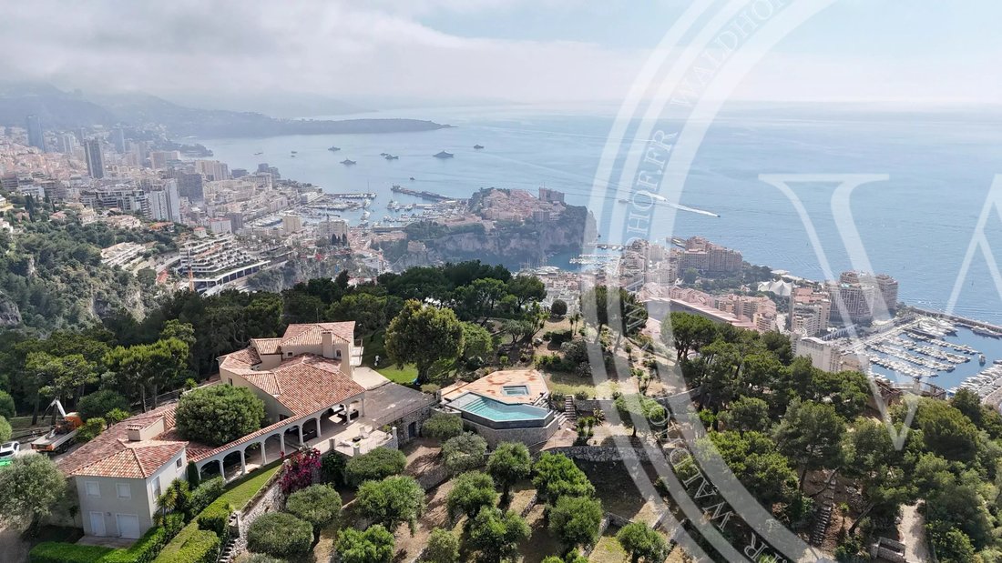 Villa in Cap-d'Ail, Provence-Alpes-Côte d'Azur, France 1 - 13690882