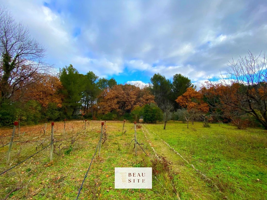 Estate in Plateau de Puyricard-La Trévaresse, Aix-en-Provence, France 2 - 15305363