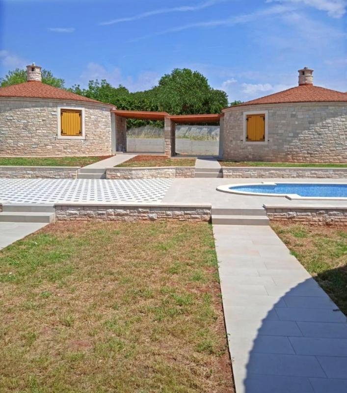 House in Marcana, Istria County, Croatia 1 - 12936841
