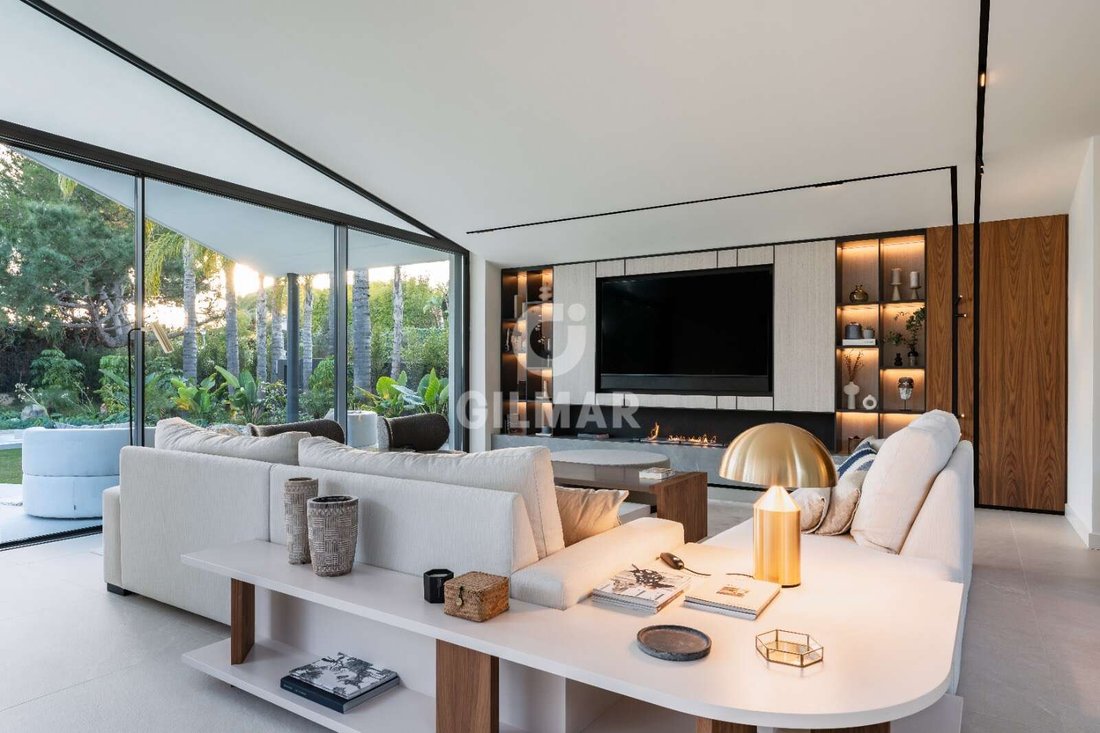 Villa in Elviria-Cabopino, Marbella, Spain 2 - 15305436