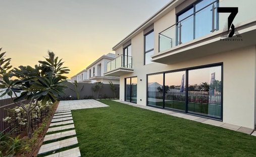 Villa en Al Jazeera Al Hamra, Ras al-Khaimah, Emiratos Árabes Unidos 1