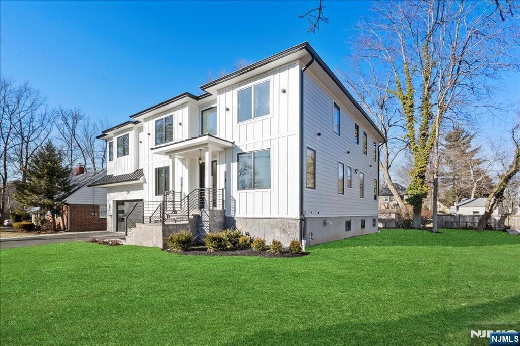 House in Paramus, New Jersey, United States 4 - 15304707