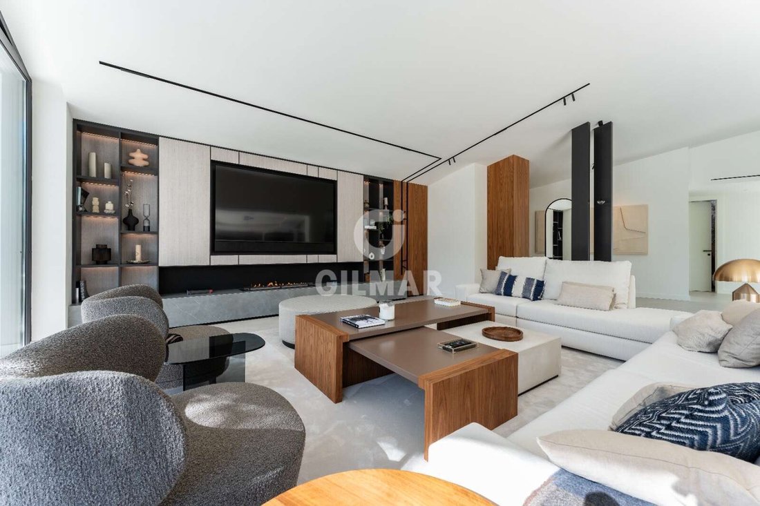 Villa in Elviria-Cabopino, Marbella, Spain 4 - 15305436