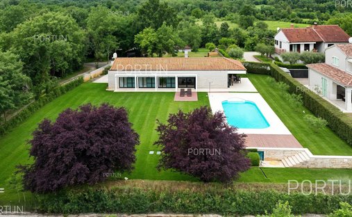 House in Sveti Lovreč, Istria County, Croatia 1