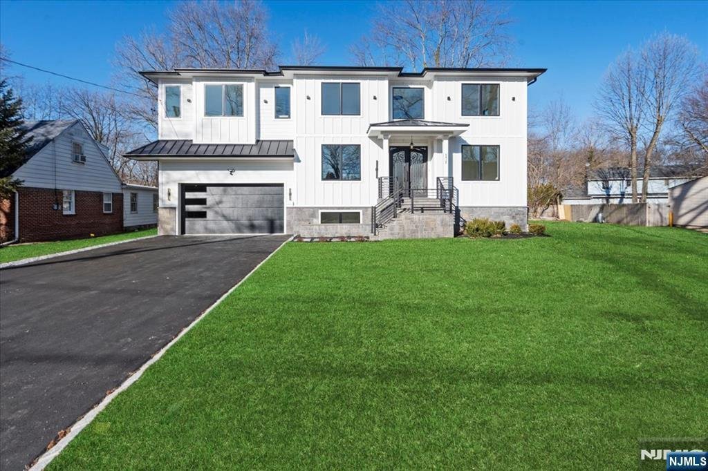 House in Paramus, New Jersey, United States 2 - 15304707