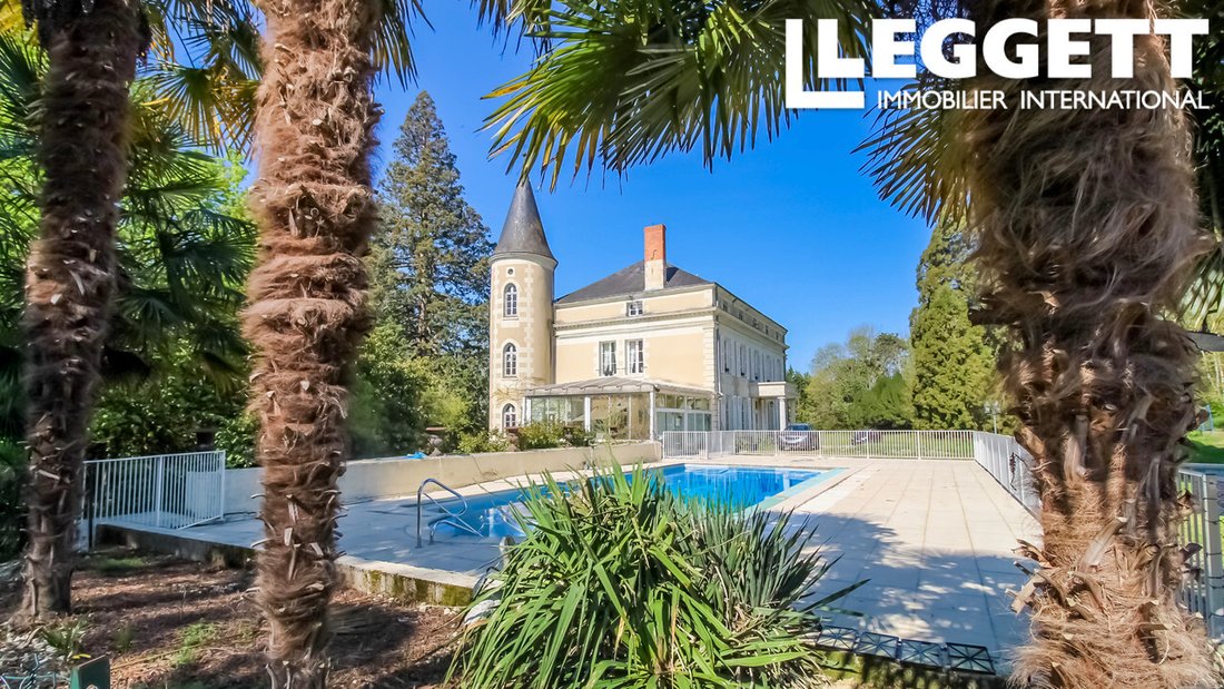 Whispers of the Loire: A Timeless 18th-Century Château Awakens