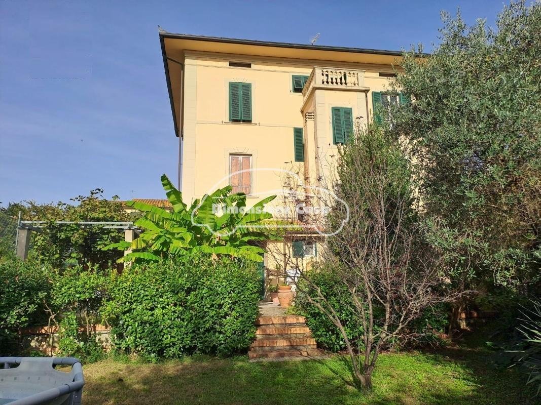 Villa in Porcari, Tuscany, Italy 1 - 15305694