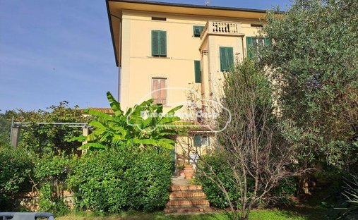 Villa a Porcari, Toscana, Italia 1