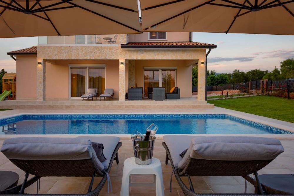 Villa in Labin, Istria County, Croatia 1 - 14271782