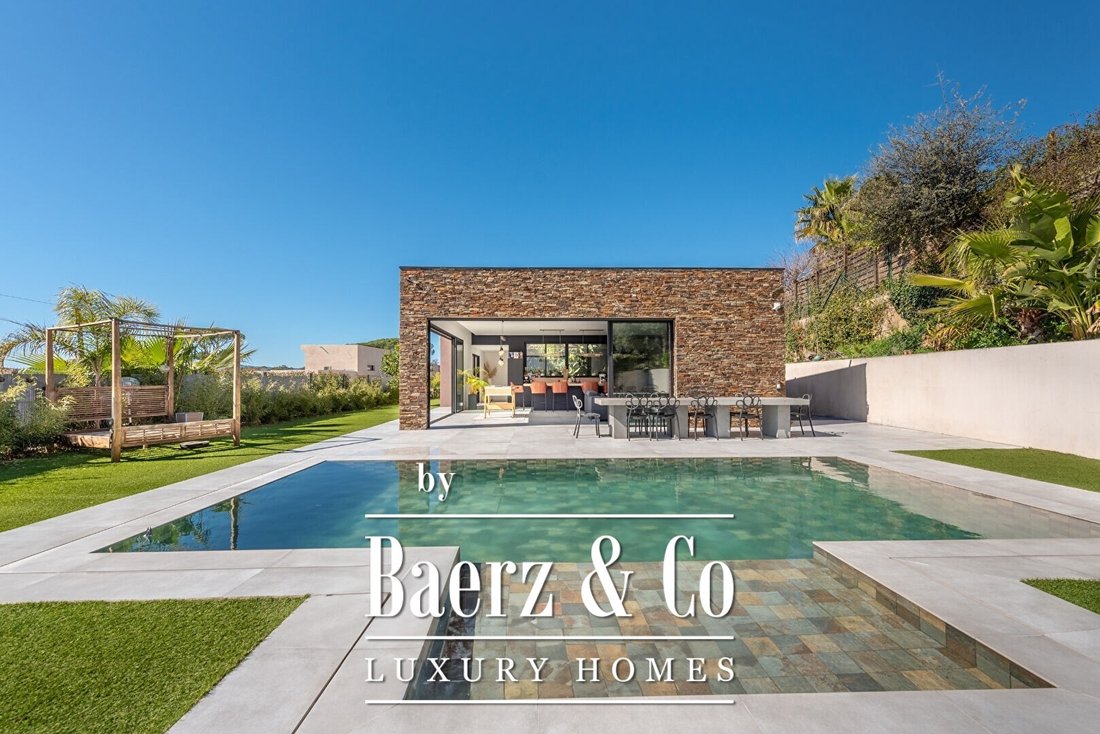 Villa en Saint-Raphaël, Provenza-Alpes-Costa Azul, Francia 1 - 15305469