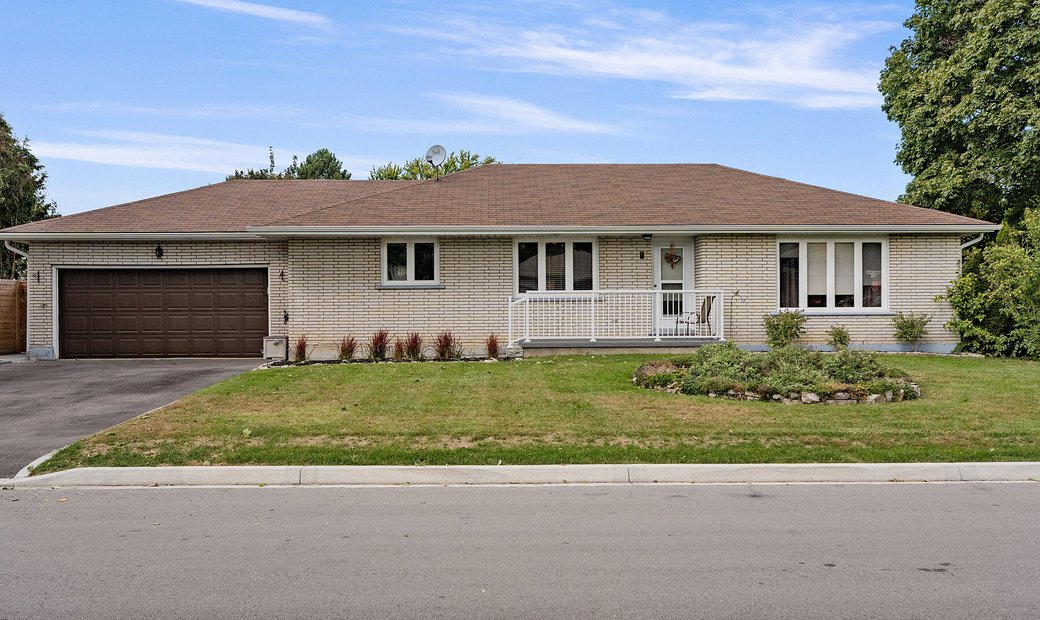 Simce Home Charming Simcoe Home In Simcoe, Ontario, Canada For Sale (15305534)