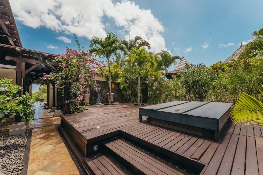 Villa in Bel Ombre, Savanne District, Mauritius 2 - 15307846