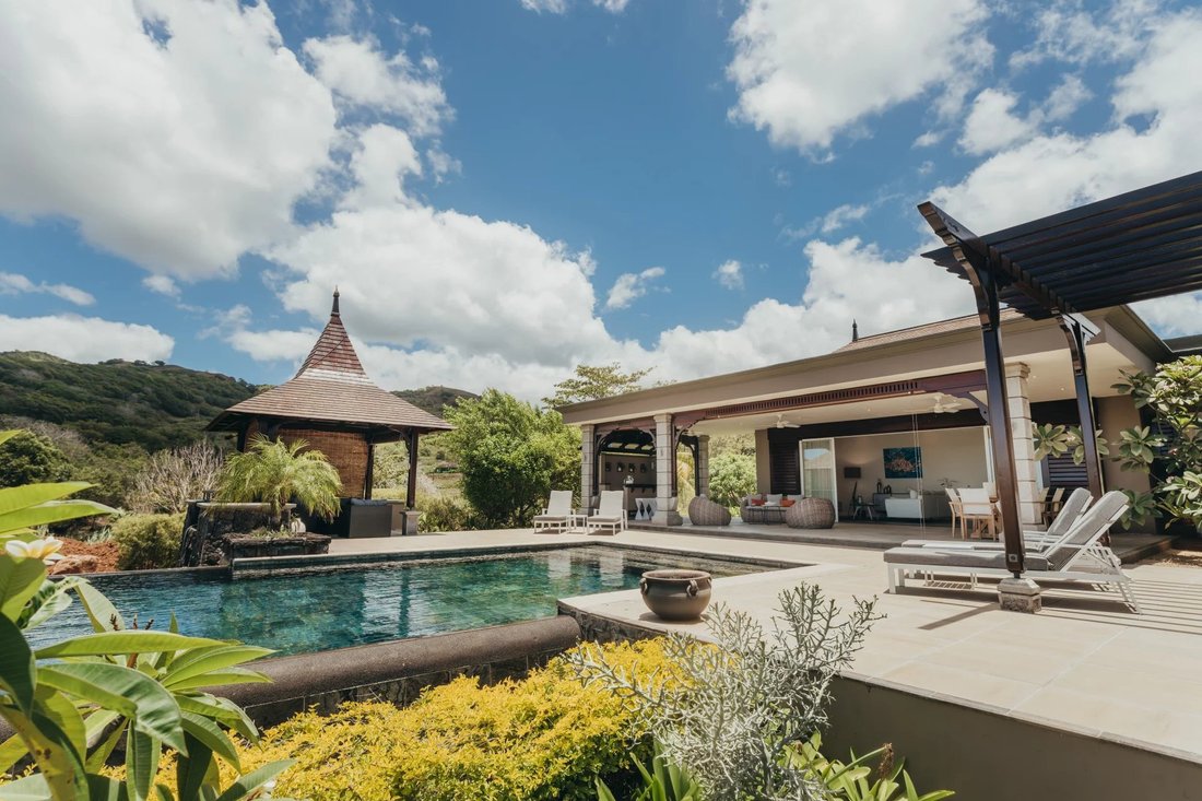 Villa in Bel Ombre, Savanne District, Mauritius 2 - 15308087