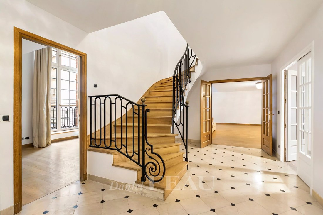 Wohnung in Saint Philippe du Roule, Paris 8e Arrondissement, Paris 3 - 15309854