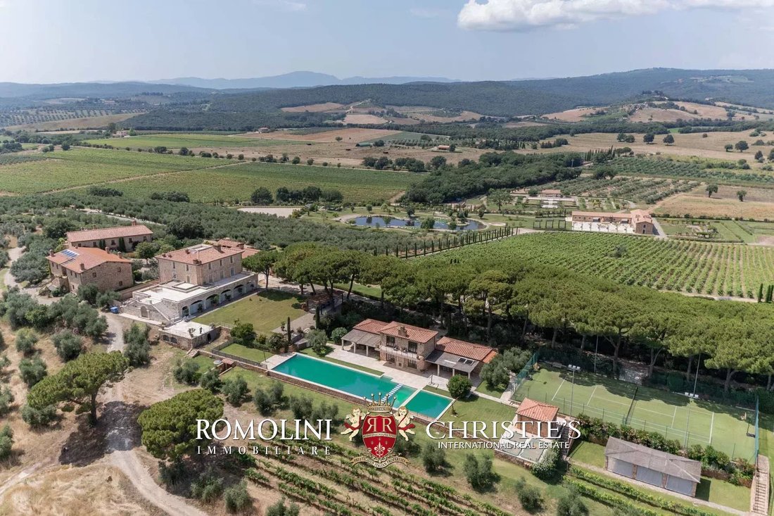 Villa in Massa Marittima, Tuscany, Italy 1 - 13080087