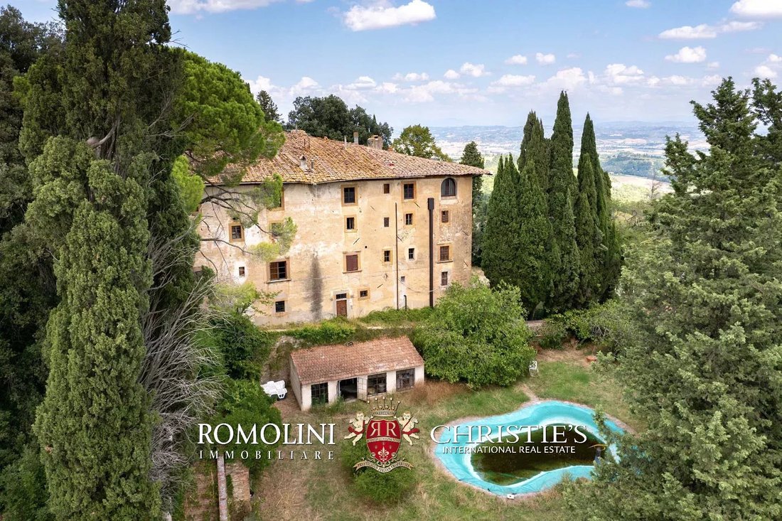 Farm Ranch in Tuscany, Italy 2 - 15081907
