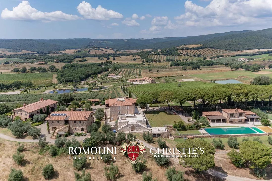 Villa in Massa Marittima, Tuscany, Italy 4 - 13080087