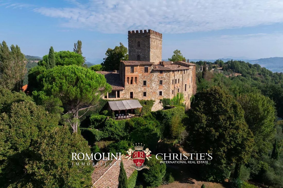 Chateau in Umbria, Italy 3 - 14693312