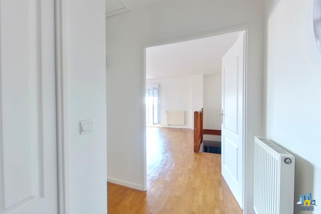 Apartment in Hôtel de Ville, Courbevoie, France 4 - 15076517