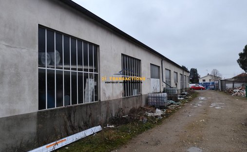 Castle for Sale in Feurs, Auvergne-Rhône-Alpes, France