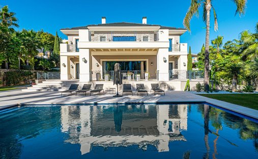 Villa a Cancelada, Estepona, Andalusia 1
