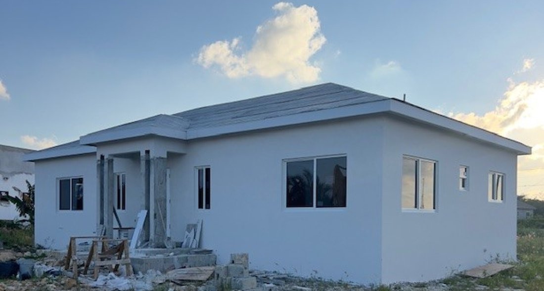 House in Bodden Town, Bodden Town, Cayman Islands 2 - 15312379