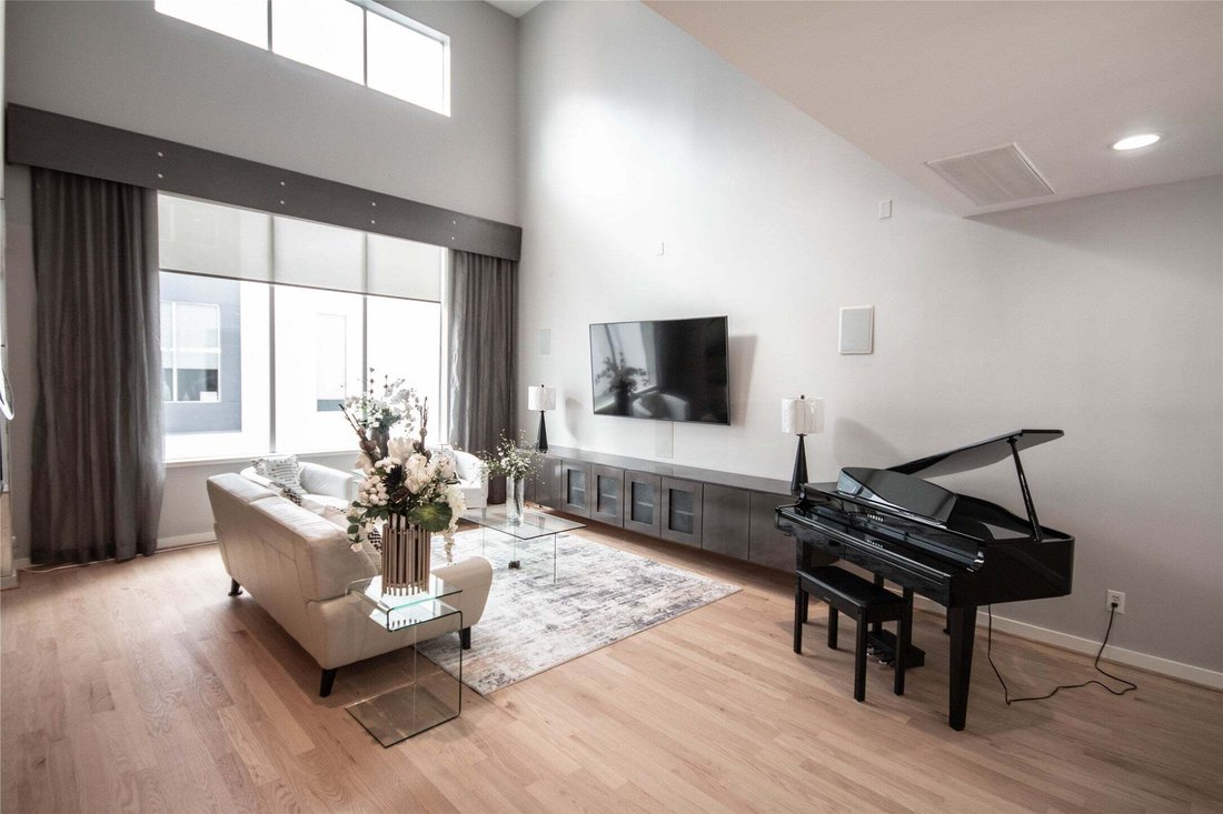 Townhouse in Houston, Texas, United States 5 - 15317937