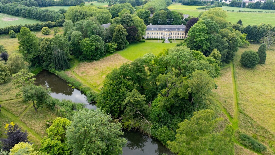 Villa in Lanaken, Flanders, Belgium 1 - 15315711
