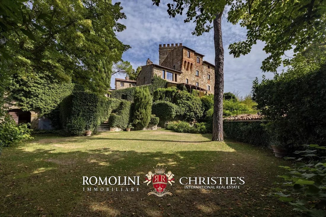 Chateau in Umbria, Italy 4 - 14693312