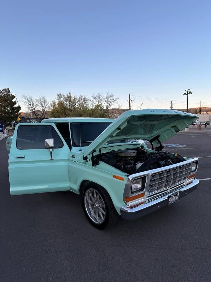 Pickup in Glendale, United States 4 - 15308678