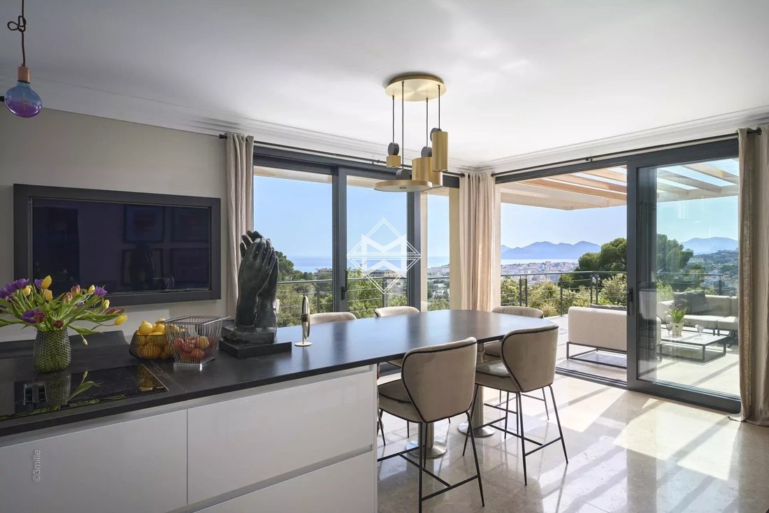 Villa in Cannes, Provence-Alpes-Côte d'Azur, France 4 - 15308223