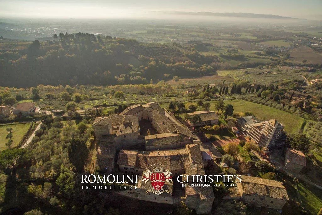 Chateau in Petrignano, Umbria, Italy 2 - 11182072