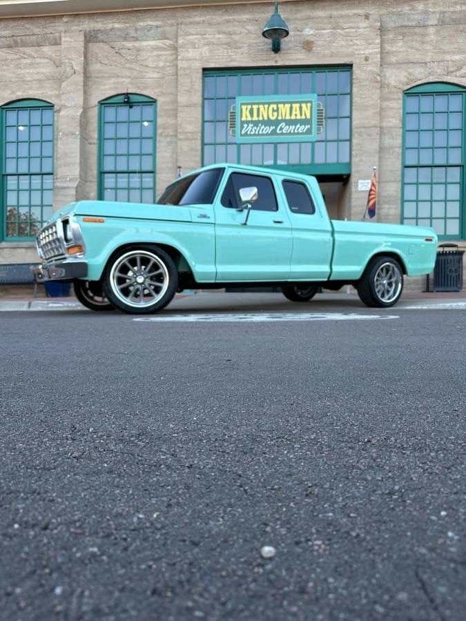 Pickup in Glendale, United States 2 - 15308678