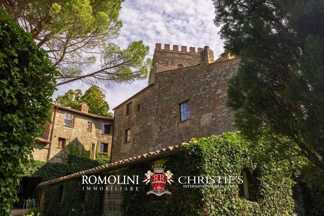 Chateau in Umbria, Italy 5 - 14693312
