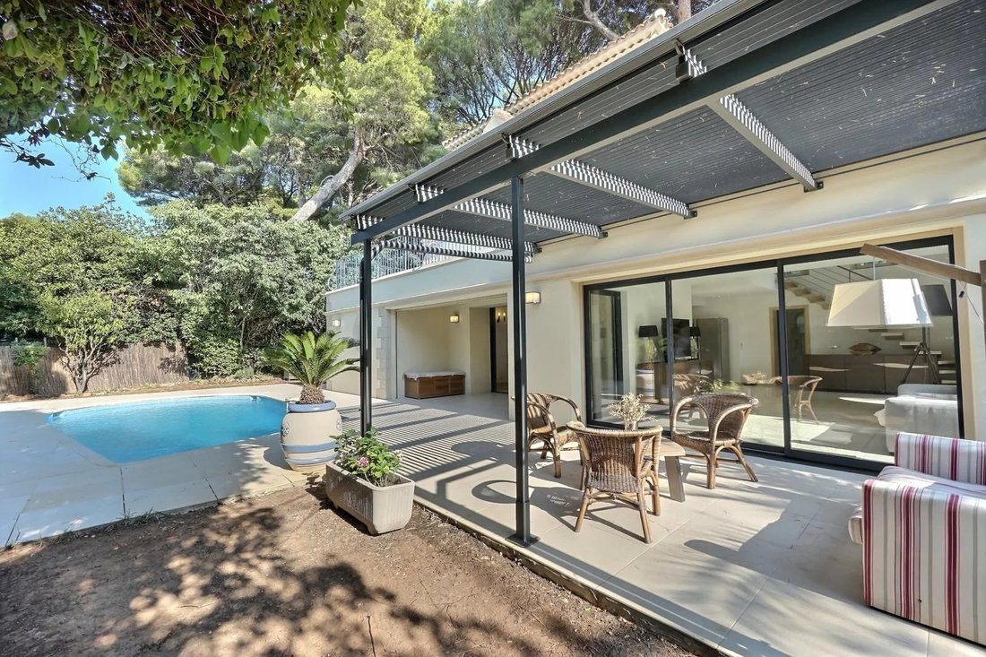 House in Antibes, Provence-Alpes-Côte d'Azur, France 4 - 15308318