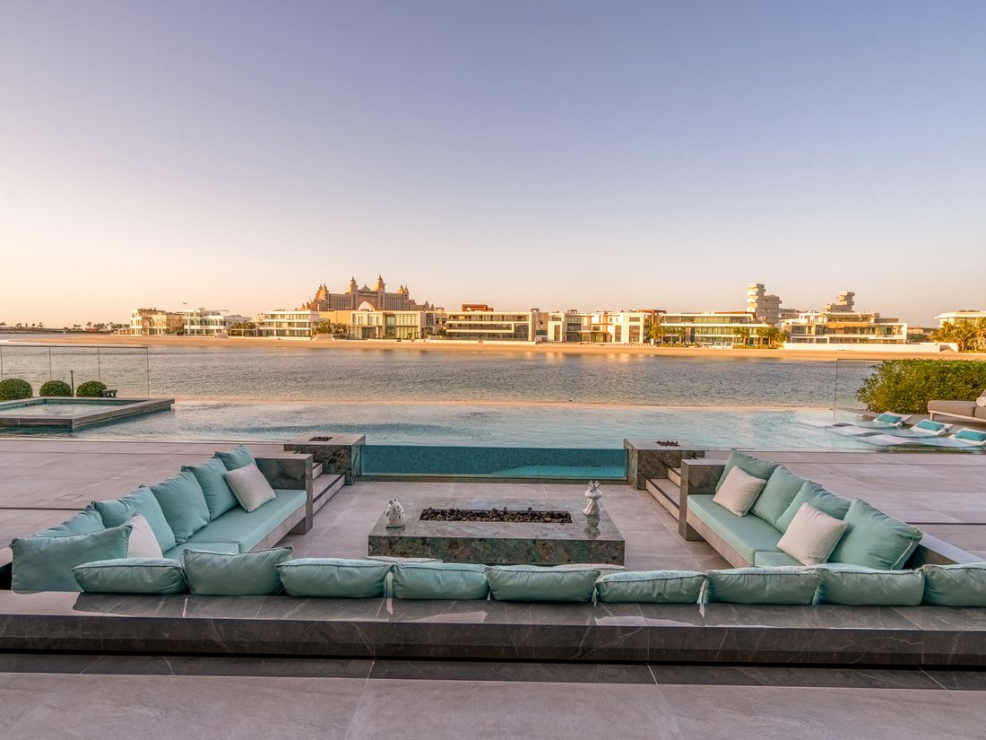 Villa in Dubai, Dubai, United Arab Emirates 2 - 15309945