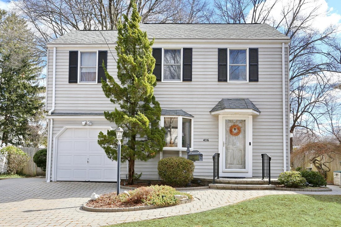 House in Paramus, New Jersey, United States 1 - 15313079