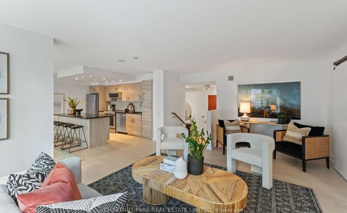 Apartment in Toronto, Ontario, Canada 1
