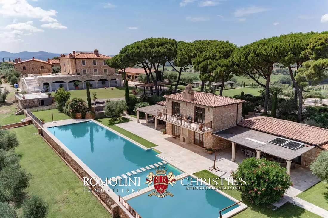 Villa in Massa Marittima, Tuscany, Italy 2 - 13080087