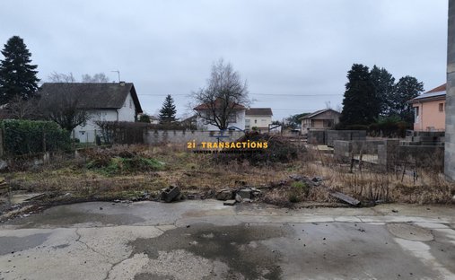 Castle for Sale in Feurs, Auvergne-Rhône-Alpes, France