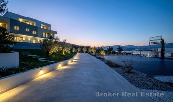 Villa in Slatine, Split-Dalmatia County, Croatia 2