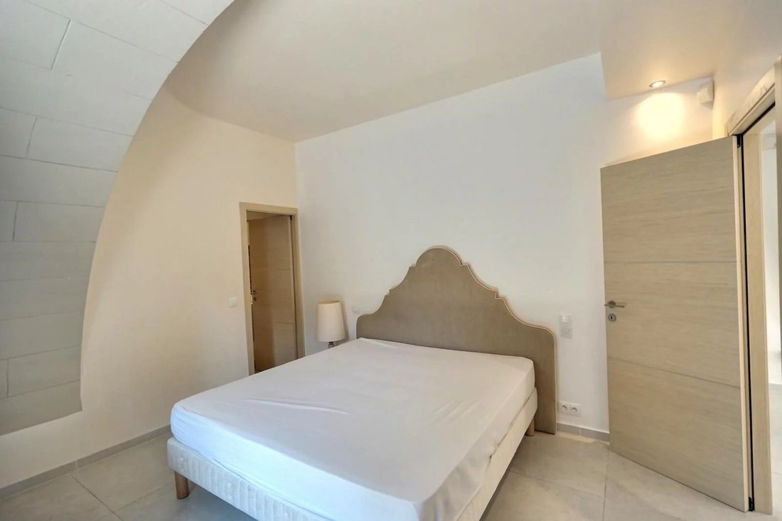 House in Antibes, Provence-Alpes-Côte d'Azur, France 2 - 15308318