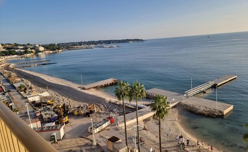 Castle for Sale in Coulaines, Pays de la Loire, France
