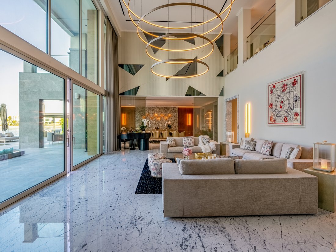 Villa in Dubai, Dubai, United Arab Emirates 4 - 15309945