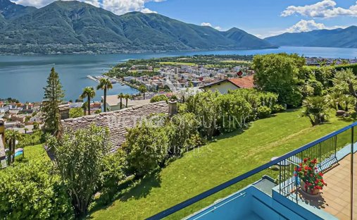 Villa in Brione sopra Minusio, Ticino, Switzerland 1